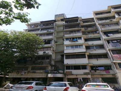 900 sq ft 2 BHK 2T Apartment for rent in Reputed Builder Highland Court Apartment at Bandra West, Mumbai by Agent Laabh Properties
