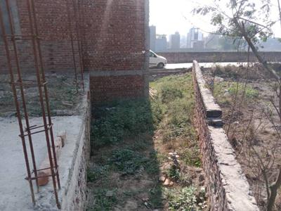 900 sq ft NorthEast facing Plot for sale at Rs 43.00 lacs in Project in New Mustafabad, Delhi