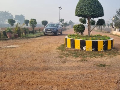 120 Sq.Yd. Plot in Noida Ext Knowledge Park V Greater Noida