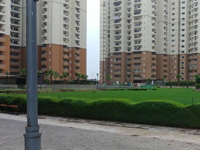 1835 sq ft 3 BHK 4T Apartment for sale at Rs 1.80 crore in Nimbus Hyde Park in Sector 78, Noida