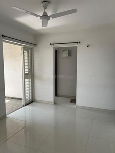 2 BHK Flat for rent in Lohegaon, Pune - 986 Sqft