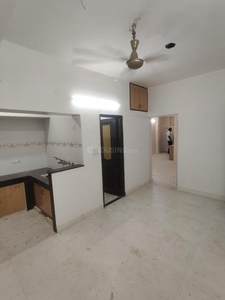 2 BHK Flat for rent in Paschim Vihar, New Delhi - 830 Sqft