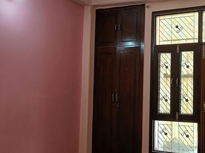 3 Bedroom 900 Sq.Ft. Builder Floor in Vaishali Ghaziabad