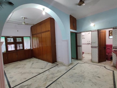 3 BHK Flat for rent in Paschim Vihar, New Delhi - 1125 Sqft