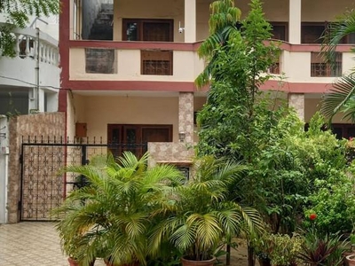 4 Bedroom 162 Sq.Mt. Independent House in Sector 37 Noida