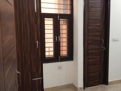 4 Bedroom 185 Sq.Yd. Builder Floor in Lajpat Nagar Ghaziabad