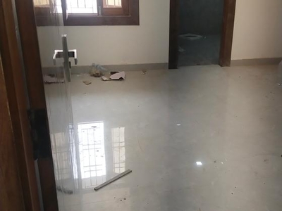 4 Bedroom 200 Sq.Yd. Builder Floor in Rajendra Nagar Sector 5 Ghaziabad