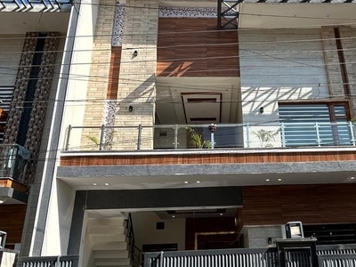 4 Bedroom 200 Sq.Yd. Independent House in Sunny Enclave Mohali