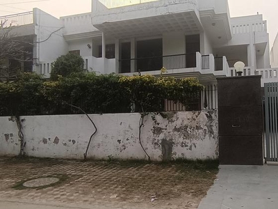 4 Bedroom 500 Sq.Yd. Independent House in Sector 14 Faridabad