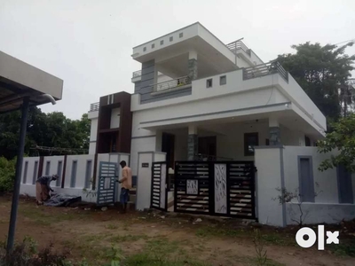 4 yrs old 3bhk house for urgent sale
