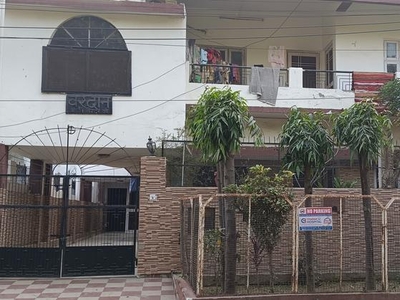 5 Bedroom 3200 Sq.Ft. Independent House in Gomti Nagar Lucknow
