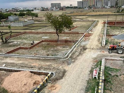895 Sq.Ft. Plot in Para Lucknow