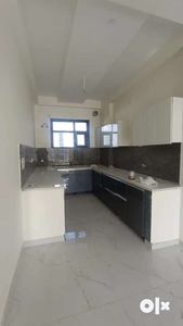 A barnd new 4bhk flat with lift available for sale in Zirakpur