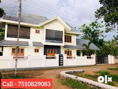 HOUSE FOR. SALE. KOTTAYAM. TOWN
