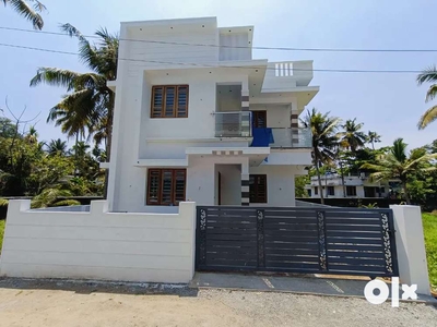 Newly built 3 bhk 3.5 cent house for sale near Edapally Varapuzha
