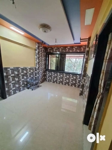 Prime Locality Sale 2 BHK Flat 1km. From station Phule Road Dombivli W