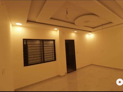 Resale old house 2400 sqft jk road bharat nagar good location