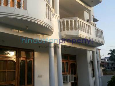 3 BHK House / Villa For RENT 5 mins from Krishna Nagar