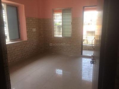 2 BHK Flat for rent in Dum Dum, Kolkata - 950 Sqft
