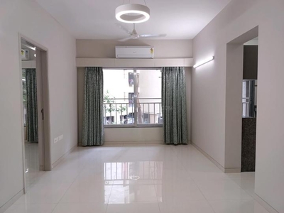 2 BHK Flat for rent in Malad East, Mumbai - 800 Sqft