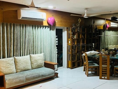 3 BHK Flat for rent in Chandkheda, Ahmedabad - 2215 Sqft