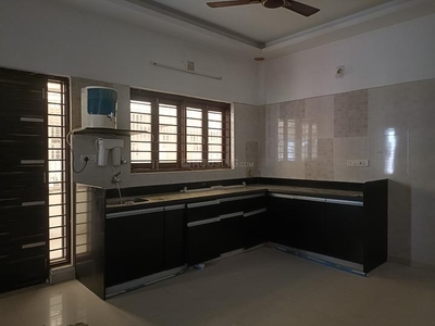 3 BHK Flat for rent in Science City, Ahmedabad - 1860 Sqft