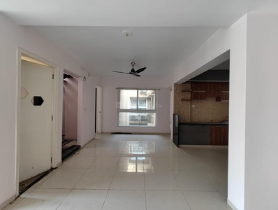 4 BHK Flat for rent in Vaishno Devi Circle, Ahmedabad - 3000 Sqft