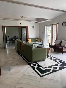 5 BHK Villa for rent in Thaltej, Ahmedabad - 4500 Sqft