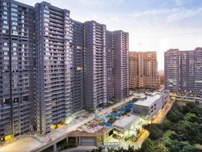 1027 sq ft 2 BHK 2T East facing Apartment for sale at Rs 2.00 crore in Indus Valley Aangan 50th floor in Mahim, Mumbai