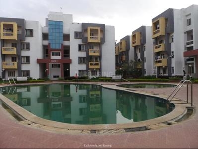 2450 Sqft 3 BHK Flat for sale in Lake Front Flat