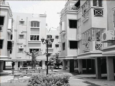 Deeshari Estate in Madurdaha Hussainpur, Kolkata
