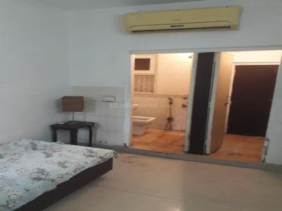 1 RK Independent Floor for rent in Green Park, New Delhi - 300 Sqft