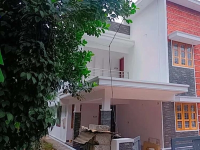 AMAZING NEW 3BED ROOM 1820SQ FT 5CENTS HOUSE IN ADAT, THRISSUR