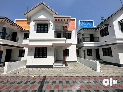 KAKKANADU PUKKATTUPADY 20/TWENTY 3 CENT 1450 SQFEET 3 BHK