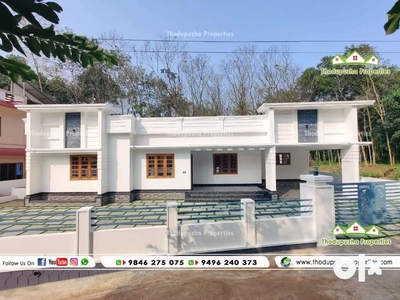 New 4bhk home near Vazhakulam