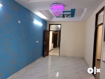Ready to move Beautiful 3 Bhk flat # Very close to Market # Sec 1.