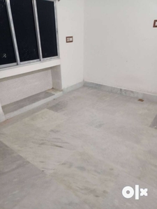 Spacious 2 BHK Flat With Parking For sale in Madhyamgram Kalibari