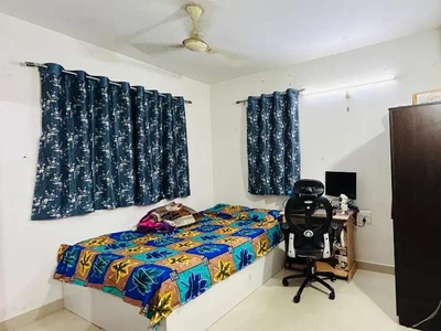 1 room with attached washroom available in 3BHK from 29th March