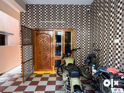 2 bedroom house in YANAMALAKUDURU tadigadapa donka road