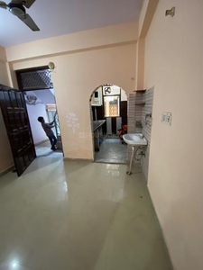 2 BHK Independent Floor for rent in Laxmi Nagar, New Delhi - 400 Sqft