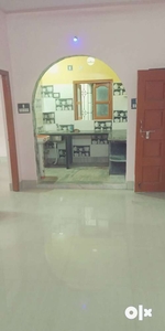 2bhk rent kestopur hana para only familly.bachaler ready to move.