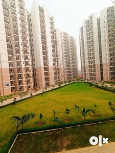 2Bhk unfurnished apartment Near BADSHAHPUR Golf course road Gurgaon