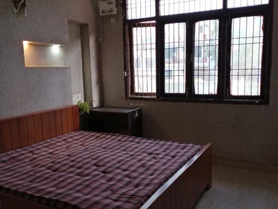 3 BHK Flat for rent in Ghitorni, New Delhi - 900 Sqft