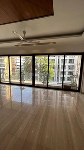 4 BHK Flat for rent in Khar West, Mumbai - 2500 Sqft