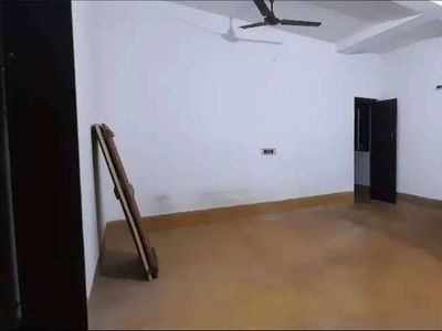 Big room with attach bathroom and kitchen available for rent