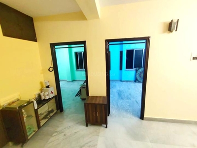 2 BHK Flat for rent in Jadavpur, Kolkata - 800 Sqft
