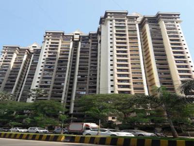 1000 sq ft 2 BHK 2T NorthEast facing Apartment for sale at Rs 1.80 crore in Lokhandwala Sierra Towers in Kandivali East, Mumbai