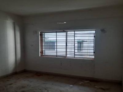 1080 sq ft 3 BHK 2T SouthEast facing Completed property Apartment for sale at Rs 59.40 lacs in Project in Purba Putiary, Kolkata