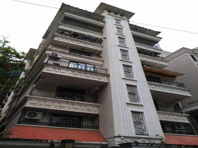 1200 sq ft 3 BHK 3T Apartment for sale at Rs 5.50 crore in Raja Shloka Apartment 5th floor in Santacruz West, Mumbai