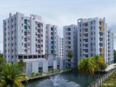 596 sq ft 2 BHK 2T South facing Apartment for sale at Rs 17.18 lacs in Signum Parkwoods Estate 5th floor in Mankundu, Kolkata